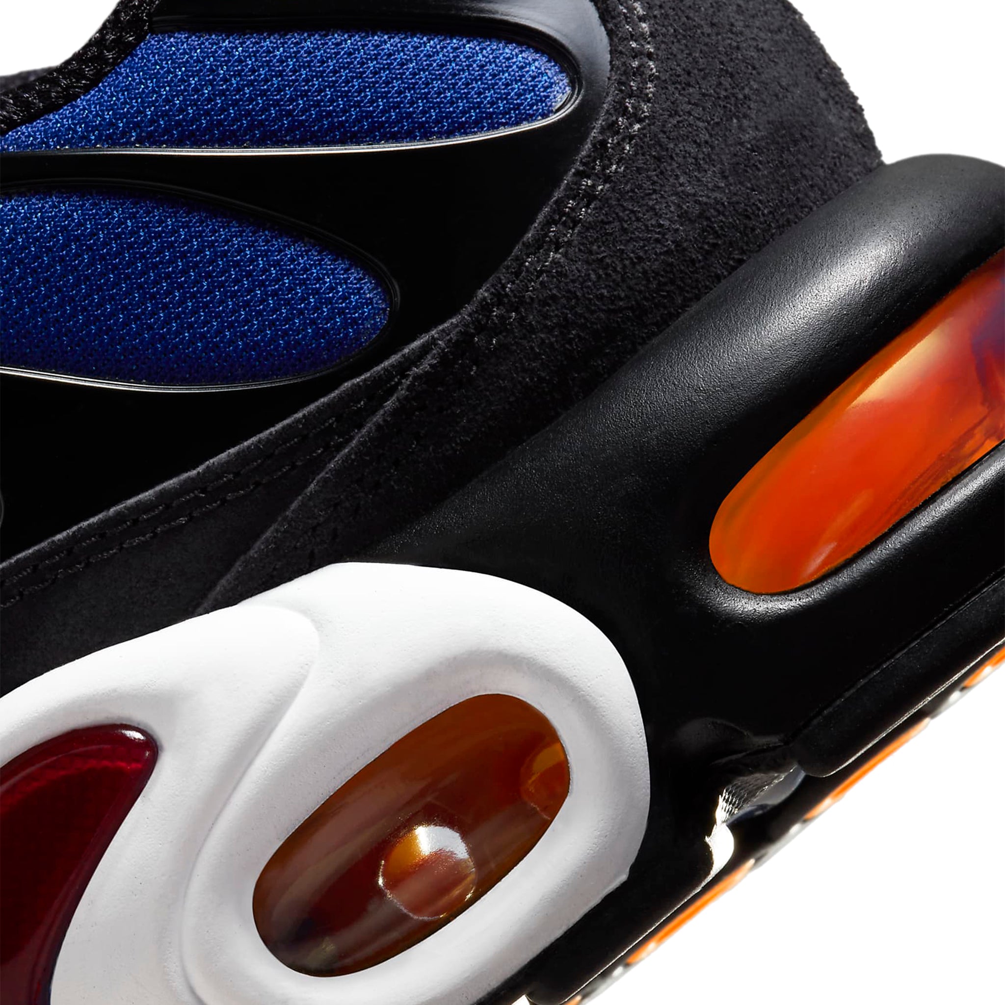 Heel view of Nike x Patta x Barcelona FC Air Max Plus Culers Del Món FN8260-001